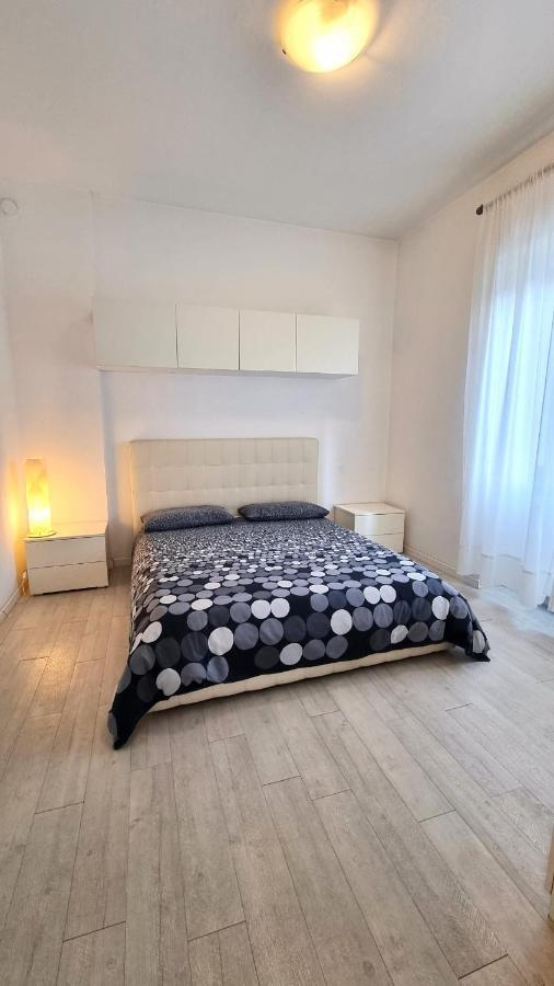 Apartamento Affittimoderni Milano White Exterior foto